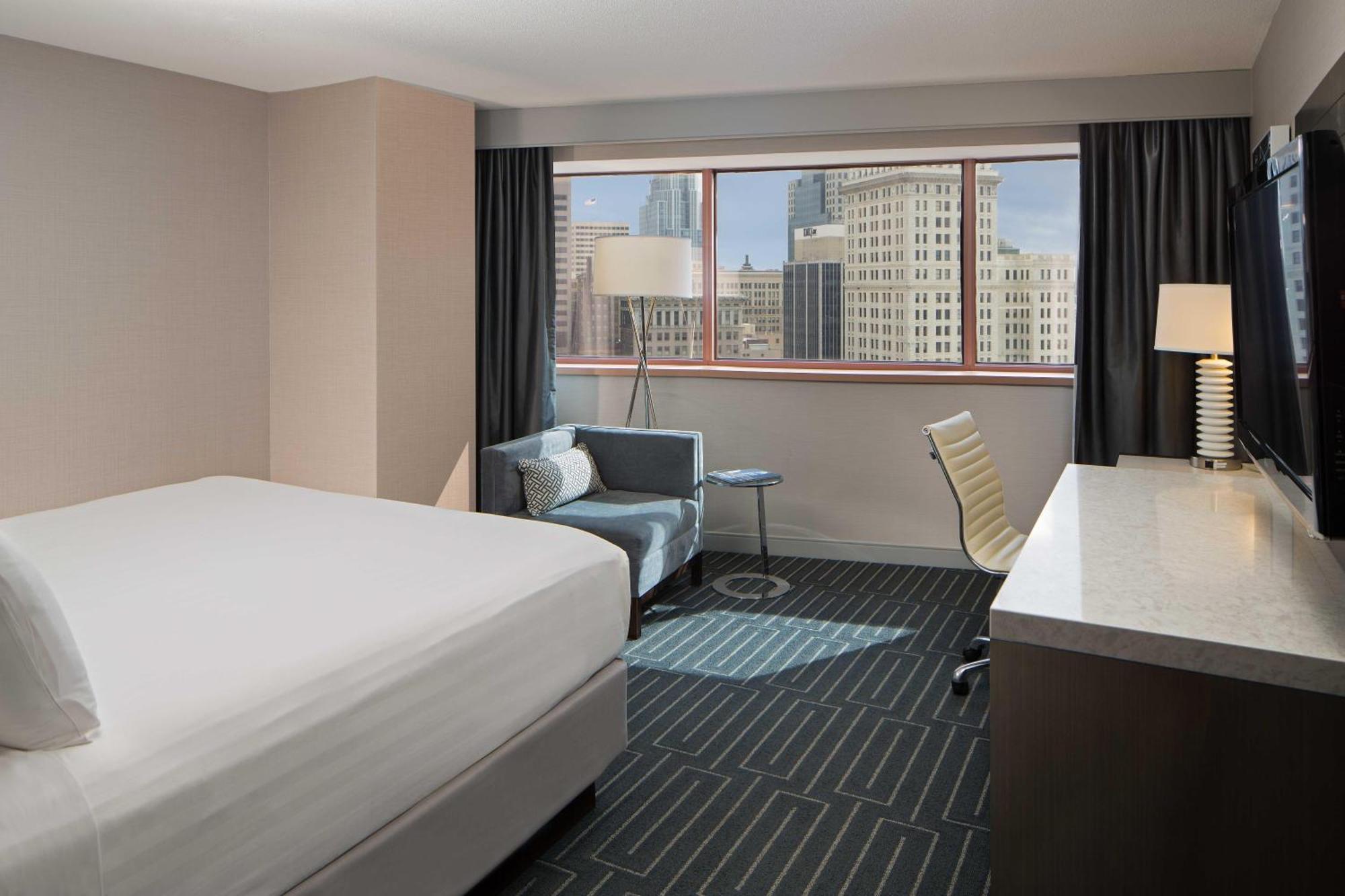 Hyatt Regency Hotel 4*