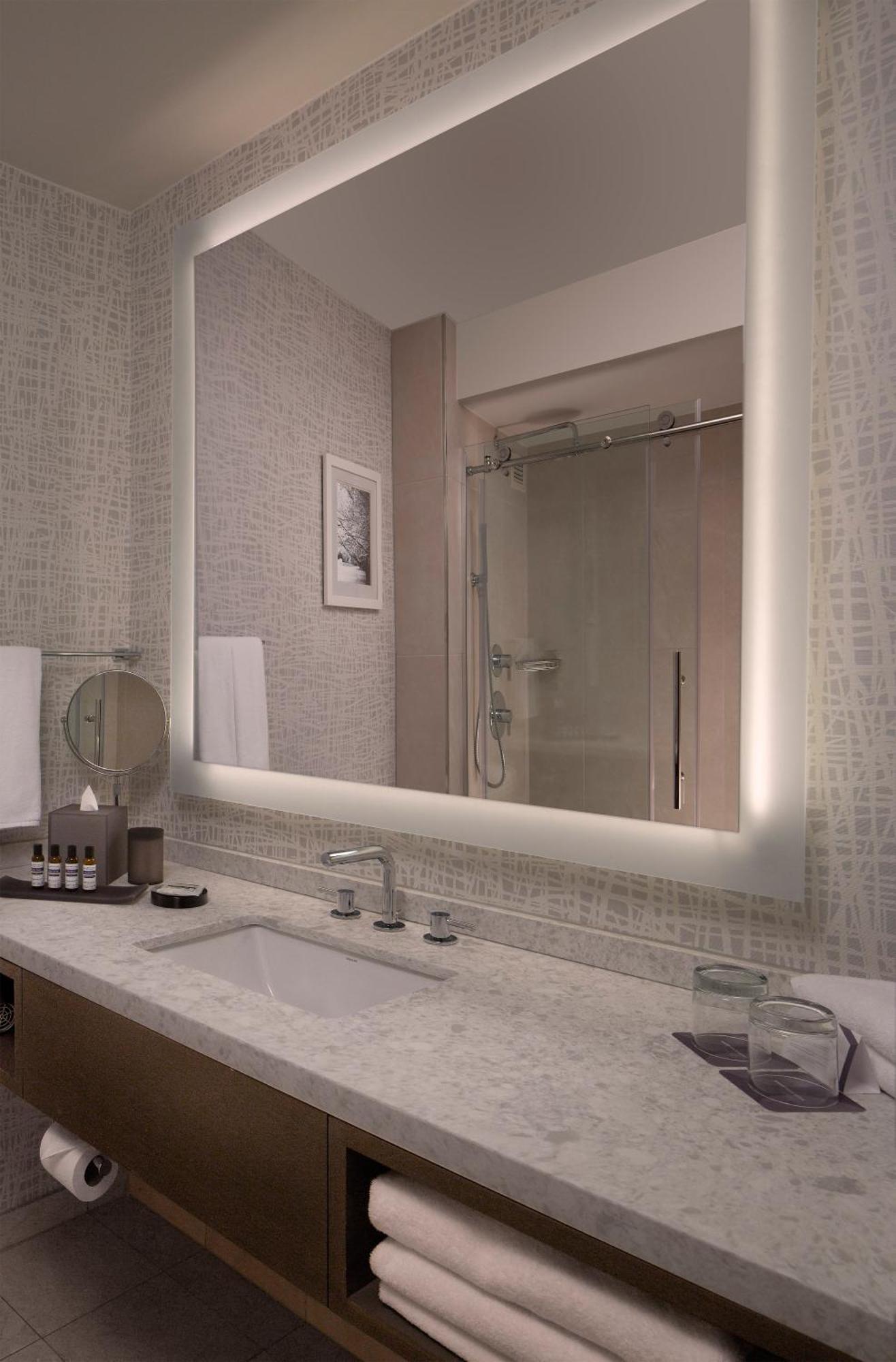 Hyatt Regency Hotel 4*