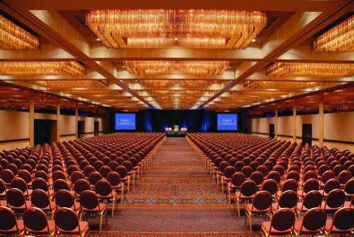 Hyatt Regency Hotel 4*